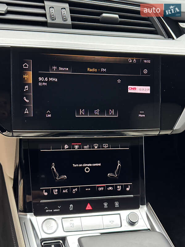 Внедорожник / Кроссовер Audi e-tron 2020 в Одессе