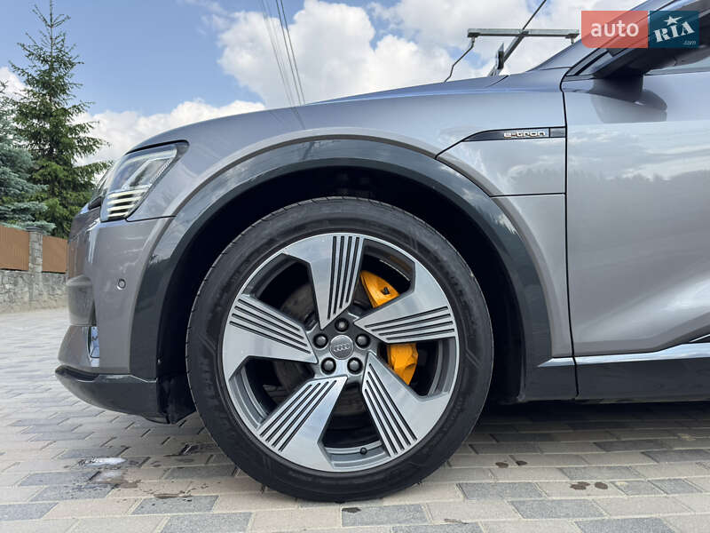 Внедорожник / Кроссовер Audi e-tron 2019 в Львове