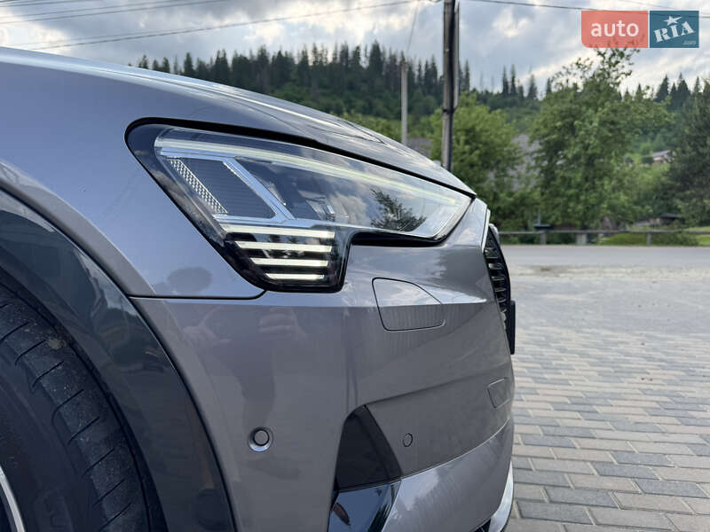 Внедорожник / Кроссовер Audi e-tron 2019 в Львове