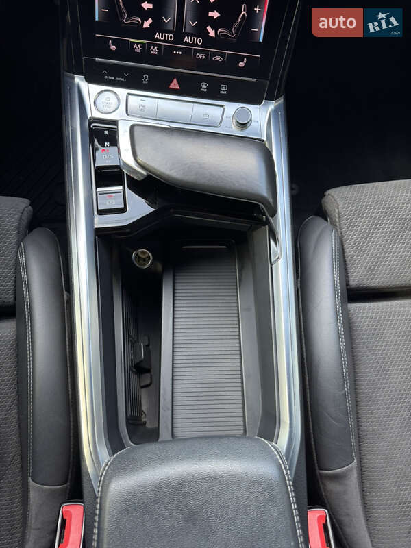 Внедорожник / Кроссовер Audi e-tron 2019 в Львове