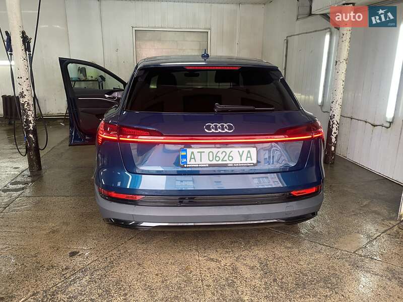 Внедорожник / Кроссовер Audi e-tron 2019 в Ивано-Франковске
