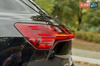 Позашляховик / Кросовер Audi e-tron 2020 в 
