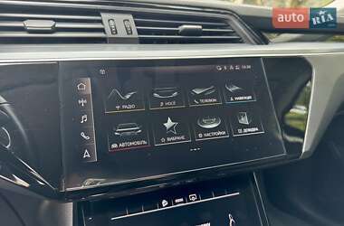 Позашляховик / Кросовер Audi e-tron 2020 в 