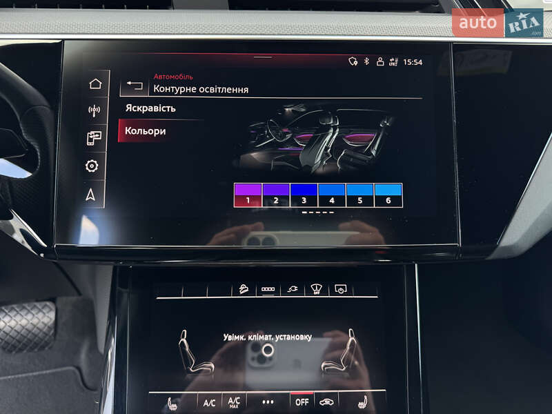 Позашляховик / Кросовер Audi e-tron 2022 в Мукачевому