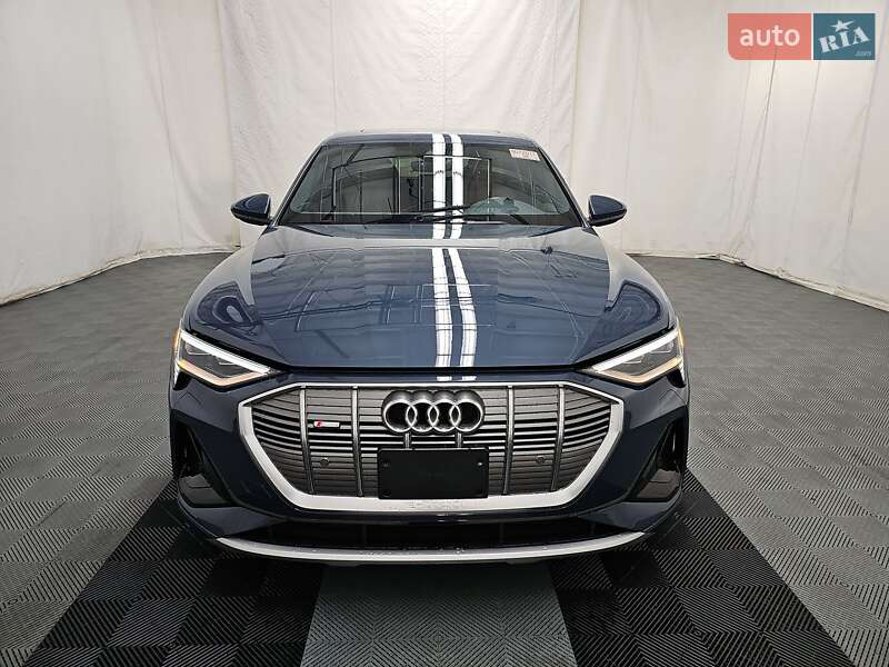 Внедорожник / Кроссовер Audi e-tron 2023 в Кропивницком