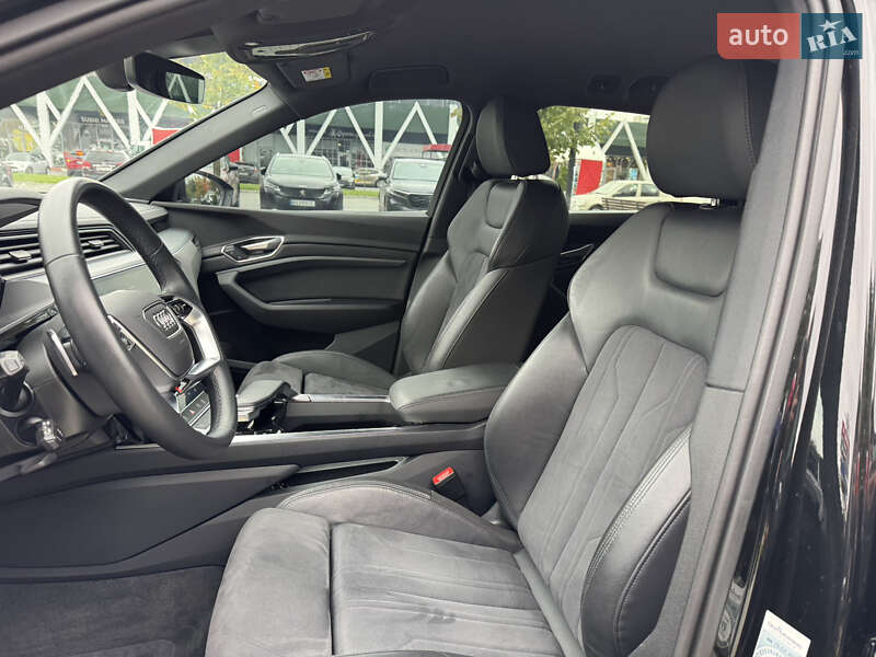 Внедорожник / Кроссовер Audi e-tron 2023 в Хмельницком