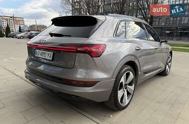 Внедорожник / Кроссовер Audi e-tron 2019 в 