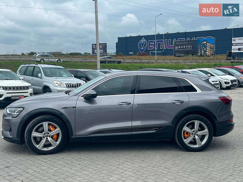 Позашляховик / Кросовер Audi e-tron 2019 в Львові