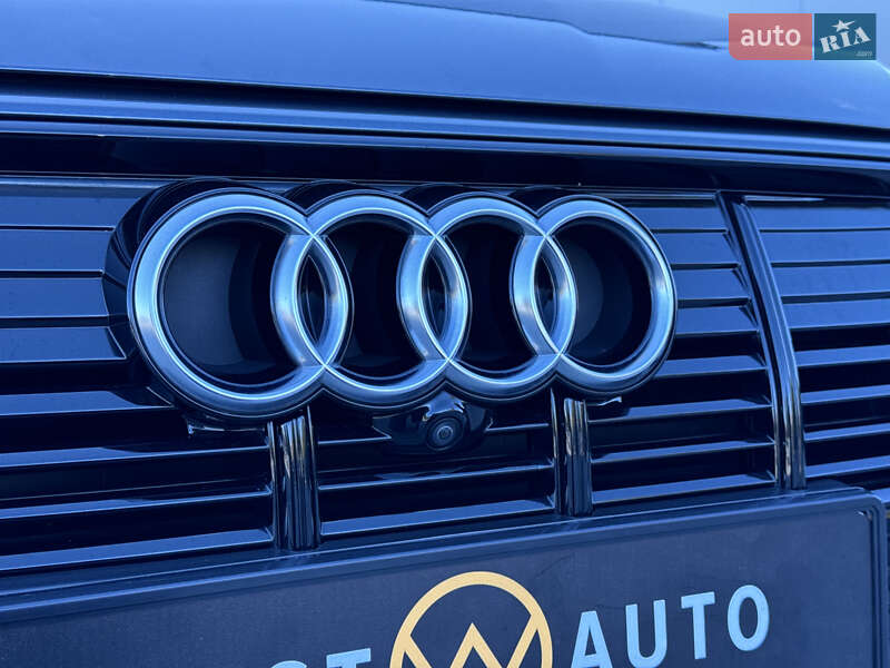 Позашляховик / Кросовер Audi e-tron 2022 в Мукачевому