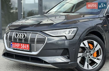 Внедорожник / Кроссовер Audi e-tron 2020 в 