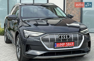 Внедорожник / Кроссовер Audi e-tron 2020 в 