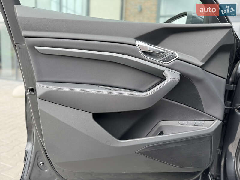 Внедорожник / Кроссовер Audi e-tron 2020 в Тернополе фото 61 Внедорожник / Кроссовер Audi e-tron 2020 в Тернополе