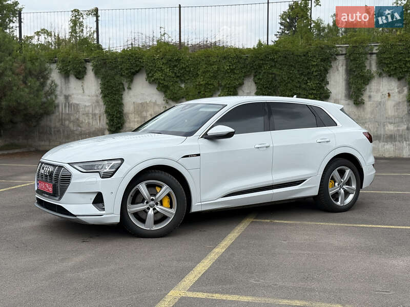 Позашляховик / Кросовер Audi e-tron 2021 в Рівному фото 6 Позашляховик / Кросовер Audi e-tron 2021 в Рівному