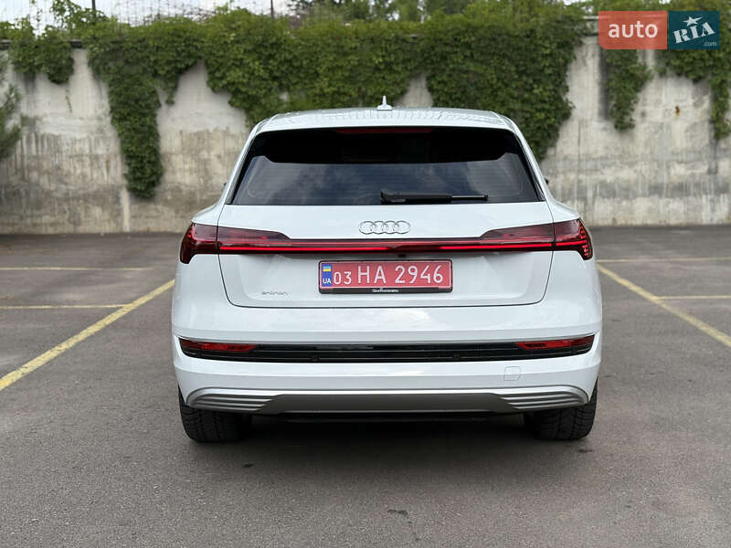 Позашляховик / Кросовер Audi e-tron 2021 в Рівному фото 19 Позашляховик / Кросовер Audi e-tron 2021 в Рівному