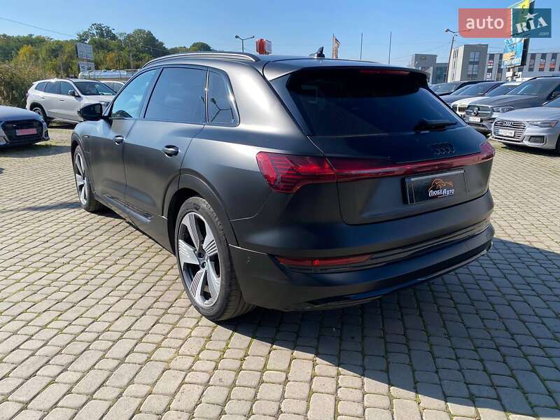 Внедорожник / Кроссовер Audi e-tron 2019 в Львове