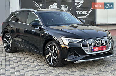 Внедорожник / Кроссовер Audi e-tron 2021 в 