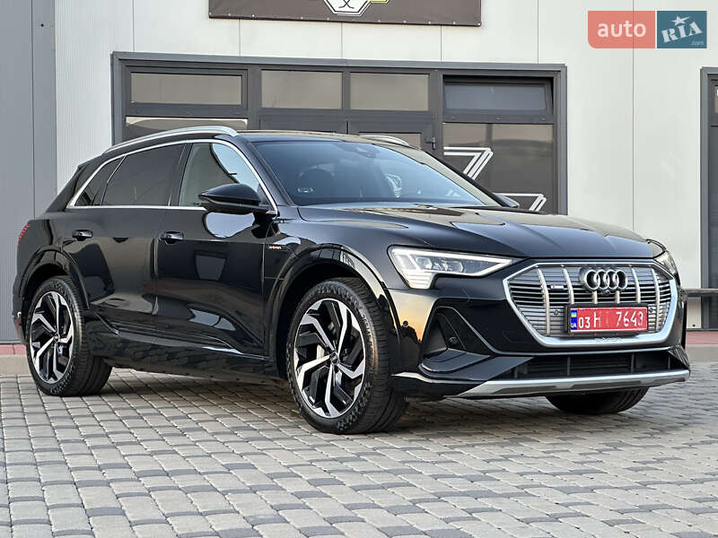 Позашляховик / Кросовер Audi e-tron 2021 в Мукачевому