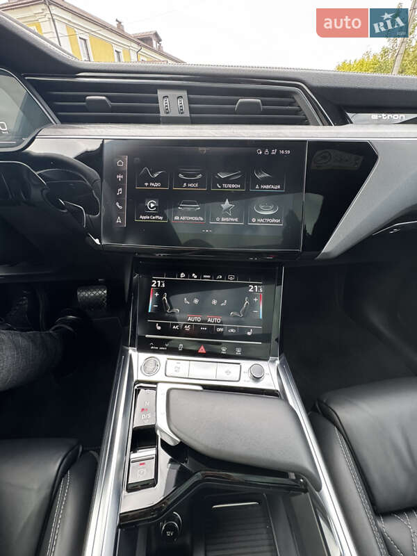 Внедорожник / Кроссовер Audi e-tron 2021 в Луцке