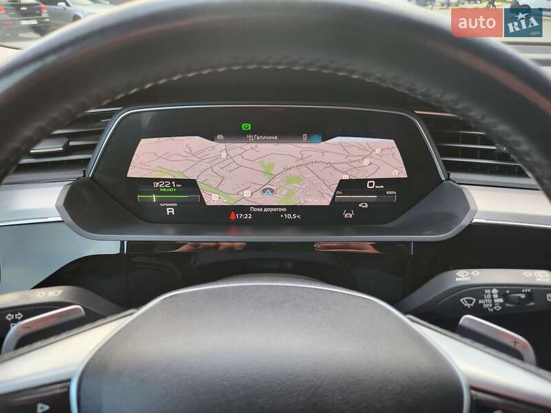 Внедорожник / Кроссовер Audi e-tron 2021 в Бориславе
