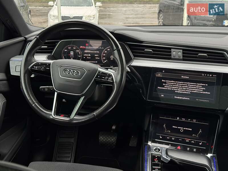 Внедорожник / Кроссовер Audi e-tron 2021 в Черновцах