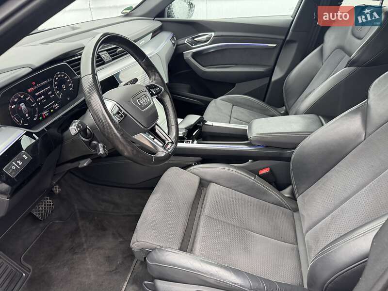 Внедорожник / Кроссовер Audi e-tron 2021 в Черновцах