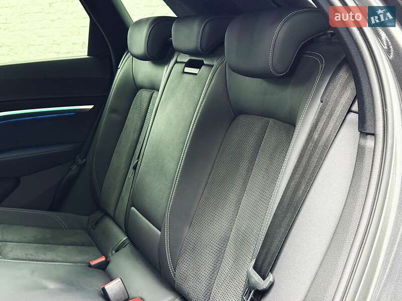 Внедорожник / Кроссовер Audi e-tron 2021 в Луцке