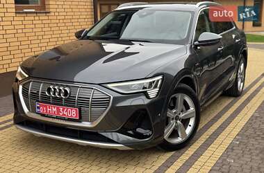 Позашляховик / Кросовер Audi e-tron 2022 в Луцьку