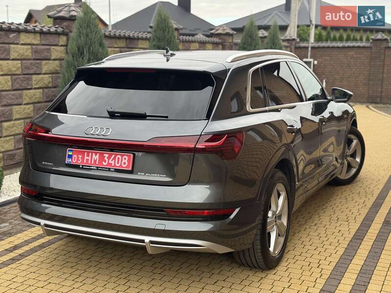 Внедорожник / Кроссовер Audi e-tron 2022 в Луцке
