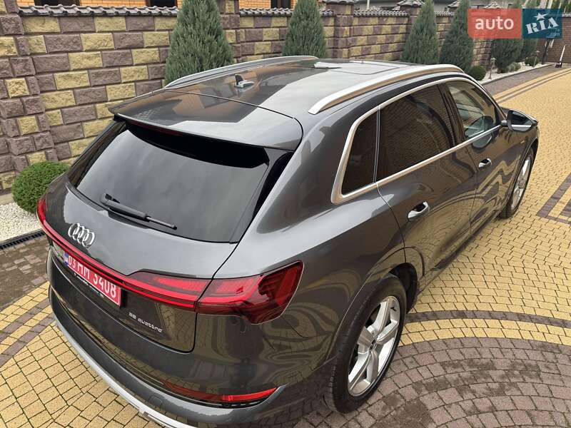 Внедорожник / Кроссовер Audi e-tron 2022 в Луцке