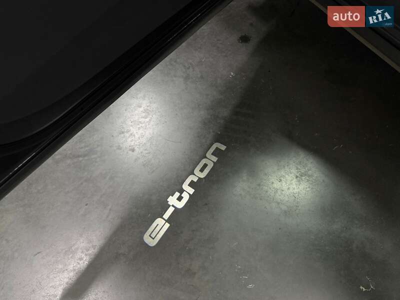 Внедорожник / Кроссовер Audi e-tron 2021 в Луцке