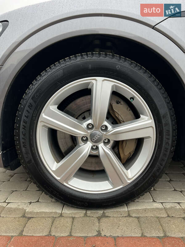 Позашляховик / Кросовер Audi e-tron 2019 в Снятині фото 32 Позашляховик / Кросовер Audi e-tron 2019 в Снятині