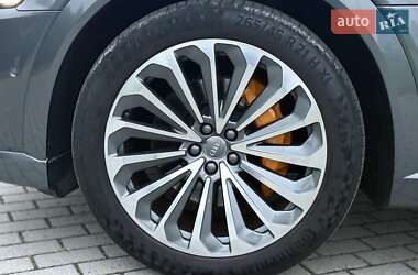 Внедорожник / Кроссовер Audi e-tron 2020 в 