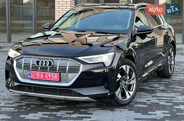 Позашляховик / Кросовер Audi e-tron 2022 в Вінниці