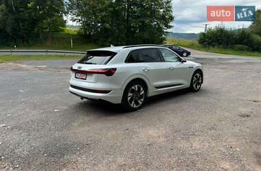 Внедорожник / Кроссовер Audi e-tron 2019 в 
