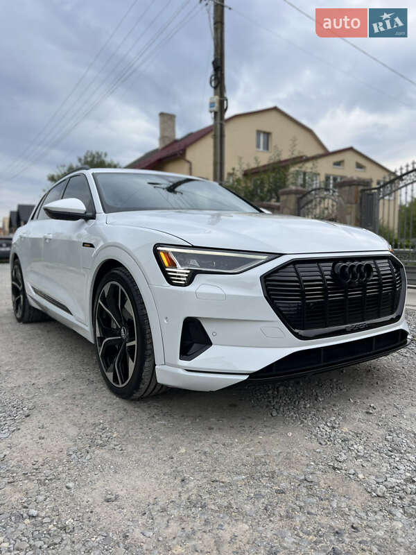 Внедорожник / Кроссовер Audi e-tron 2021 в Тернополе
