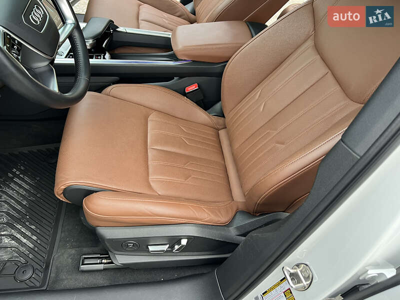 Внедорожник / Кроссовер Audi e-tron 2021 в Тернополе