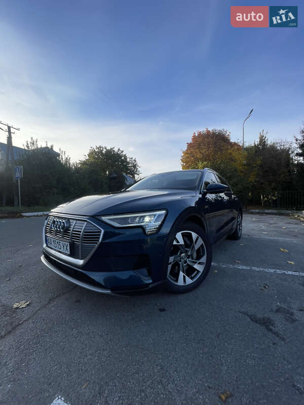 Audi e-tron 2021