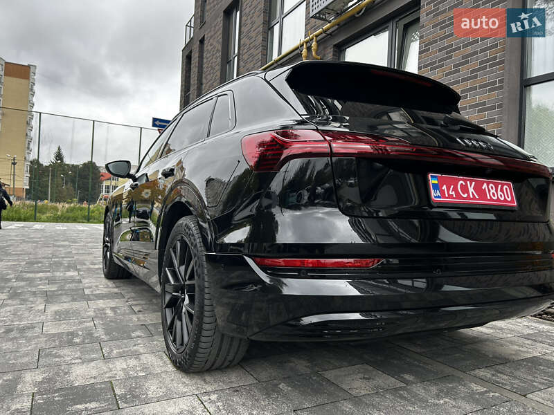 Внедорожник / Кроссовер Audi e-tron 2019 в Львове