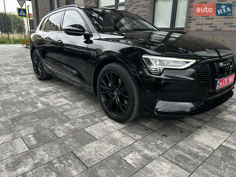 Внедорожник / Кроссовер Audi e-tron 2019 в Львове
