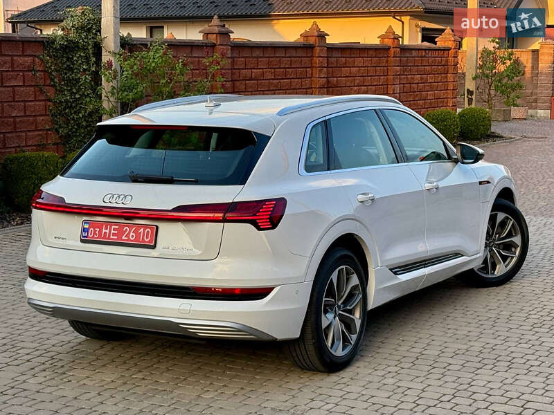 Внедорожник / Кроссовер Audi e-tron 2020 в Ровно