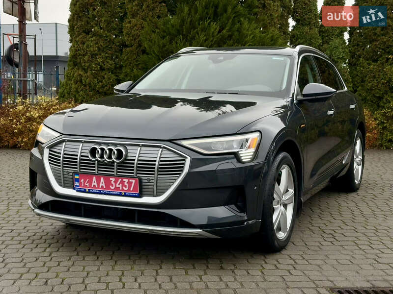 Внедорожник / Кроссовер Audi e-tron 2019 в 