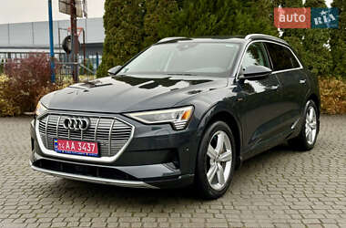 Внедорожник / Кроссовер Audi e-tron 2019 в 