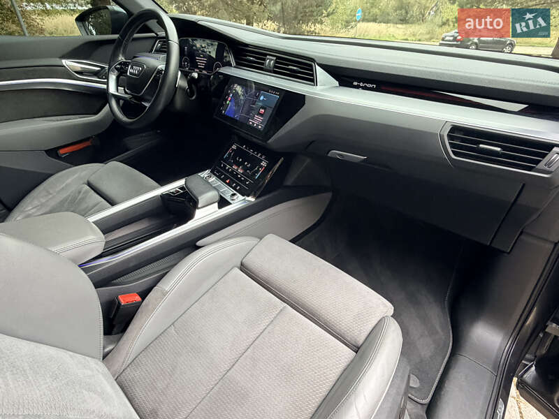 Позашляховик / Кросовер Audi e-tron 2020 в Дрогобичі