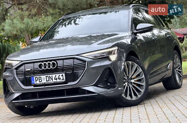 Позашляховик / Кросовер Audi e-tron 2020 в 