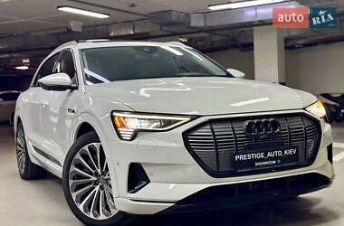 Внедорожник / Кроссовер Audi e-tron 2019 в Киеве