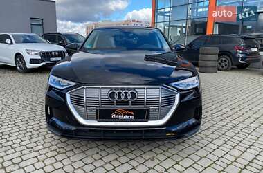 Внедорожник / Кроссовер Audi e-tron 2022 в 