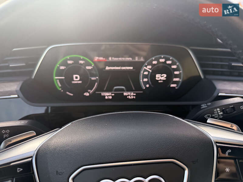 Позашляховик / Кросовер Audi e-tron 2019 в Запоріжжі