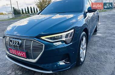 Внедорожник / Кроссовер Audi e-tron 2020 в 