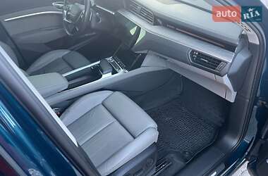 Внедорожник / Кроссовер Audi e-tron 2019 в 