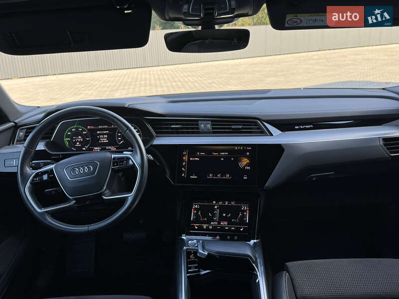 Позашляховик / Кросовер Audi e-tron 2020 в Мукачевому